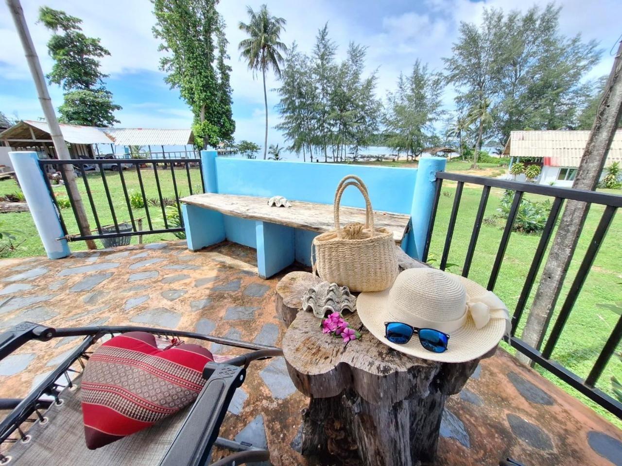 Miss You Beach Resort Koh Mak Exterior foto